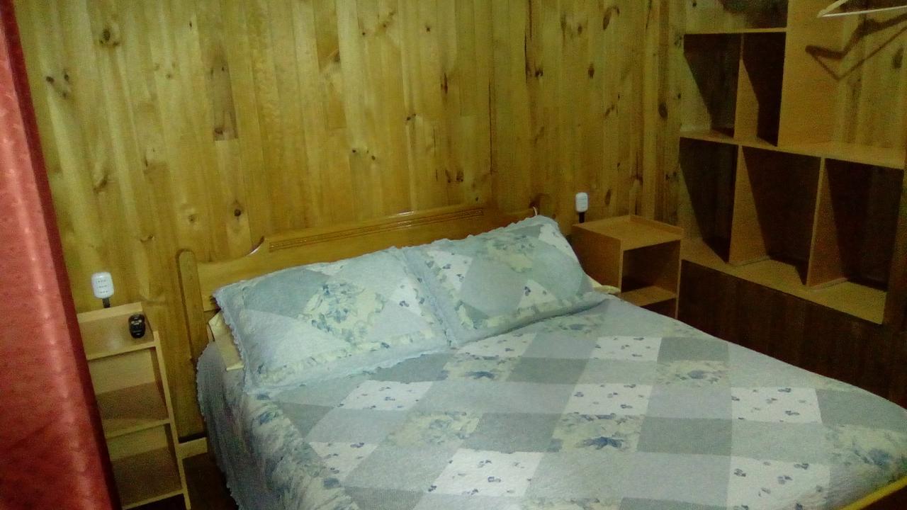 Hospedaje Los Calafates Ancud Bagian luar foto